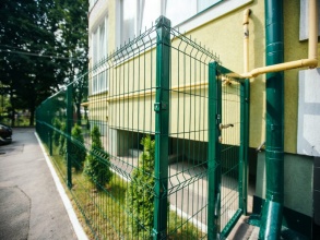 3D заборы для школы 18 метров фото цена за метр