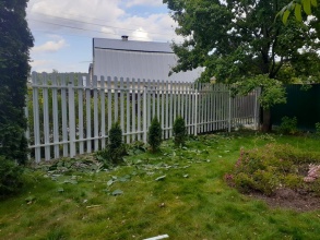 Забор из евроштакетника с забивными столбами 25 метров фото в Кореновске